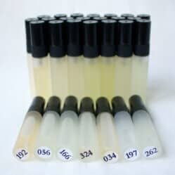 Set de testere cu pulverizator si capac- 50 buc x 5ml